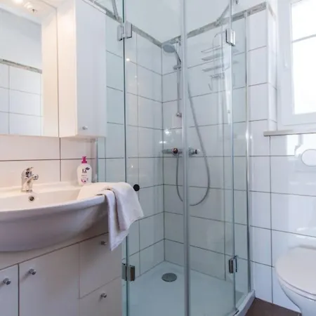 بيت للعطل Villablu1 Doppelhaushaelfte Seaview, Pool *