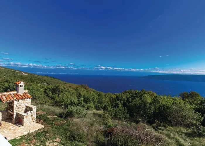 Casa vacanze Villablu1 Doppelhaushaelfte Seaview, Pool Zagorje
