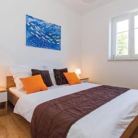 Villablu1 Doppelhaushaelfte Seaview, Pool Zagorje