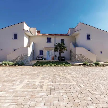 Villablu1 Doppelhaushaelfte Seaview, Pool *